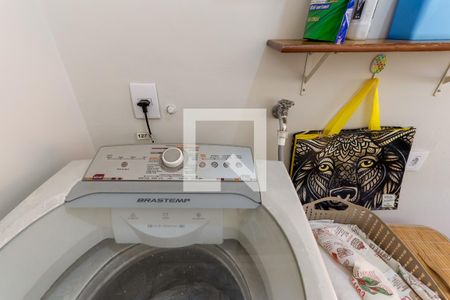 Casa à venda com 220m², 3 quartos e 3 vagas Casa à venda com 220m², 3 quartos e 3 vagasÁrea de Serviço 2