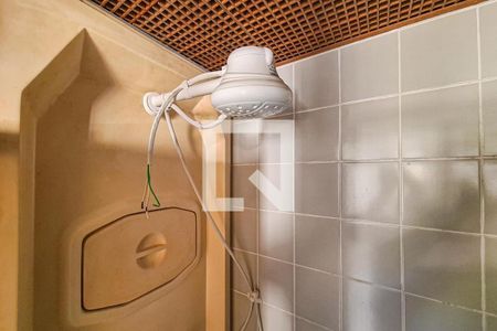 Apartamento à venda com 48m², 2 quartos e 1 vaga Apartamento à venda com 48m², 2 quartos e 1 vagaBanheiro