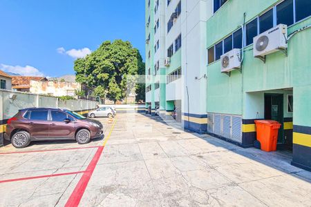 Apartamento à venda com 48m², 2 quartos e 1 vaga Apartamento à venda com 48m², 2 quartos e 1 vagaGaragem