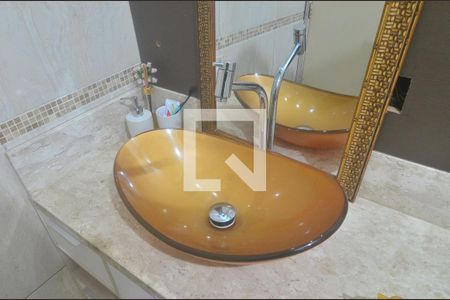 Casa à venda com 250m², 4 quartos e 3 vagasBanheiro Suíte