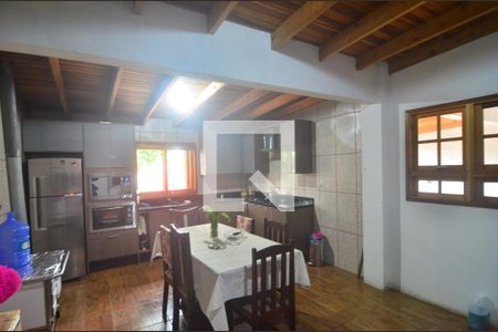 Casa à venda com 250m², 4 quartos e 3 vagasCozinha