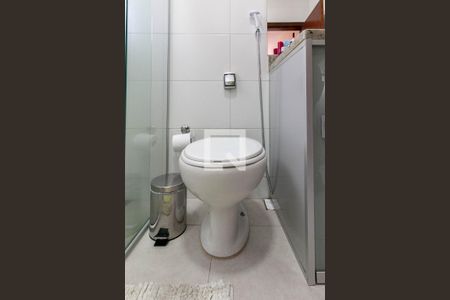 Casa à venda com 305m², 3 quartos e 4 vagas Casa à venda com 305m², 3 quartos e 4 vagasBanheiro da Suíte