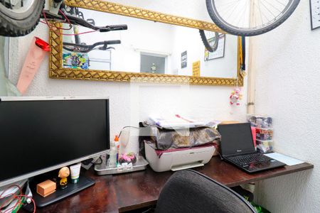 Casa à venda com 110m², 3 quartos e 1 vaga Casa à venda com 110m², 3 quartos e 1 vagaEscritório