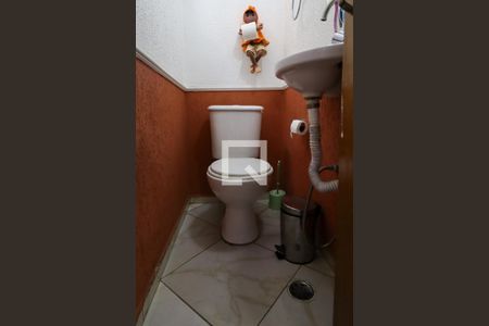 Casa à venda com 110m², 3 quartos e 1 vaga Casa à venda com 110m², 3 quartos e 1 vagaLavabo