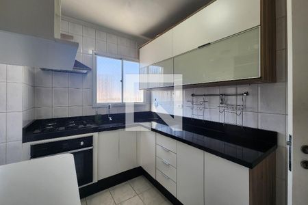 Apartamento à venda com 68m², 2 quartos e 1 vaga Apartamento à venda com 68m², 2 quartos e 1 vagaCozinha