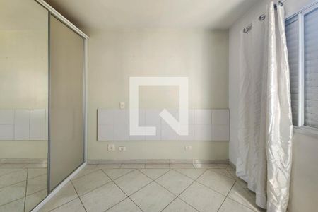 Apartamento à venda com 68m², 2 quartos e 1 vaga Apartamento à venda com 68m², 2 quartos e 1 vagaSuíte