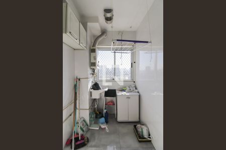 Apartamento à venda com 45m², 2 quartos e 1 vaga Apartamento à venda com 45m², 2 quartos e 1 vagaÁrea de Serviço