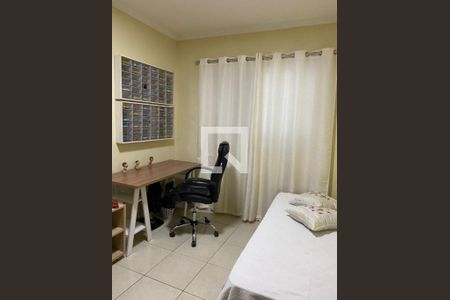 Casa à venda com 3 quartos, 189m² em Vila Pires, Santo André