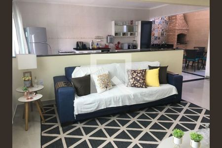 Casa à venda com 3 quartos, 189m² em Vila Pires, Santo André