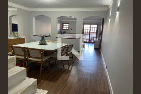Casa à venda com 260m², 3 quartos e 4 vagas