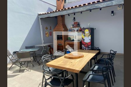 Casa à venda com 260m², 3 quartos e 4 vagas