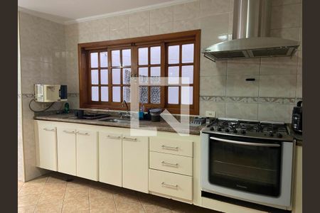 Casa à venda com 260m², 3 quartos e 4 vagas