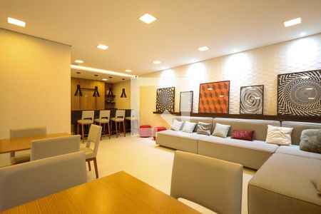 Apartamento à venda com 152m², 3 quartos e 3 vagas Apartamento à venda com 152m², 3 quartos e 3 vagasÁrea comum - Salão de festas