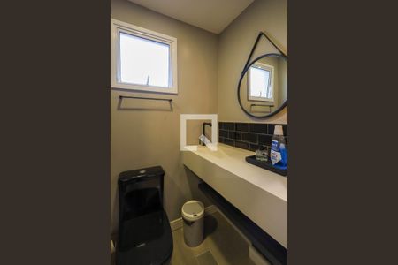 Apartamento à venda com 152m², 3 quartos e 3 vagas Apartamento à venda com 152m², 3 quartos e 3 vagasBanheiro da Suíte 1