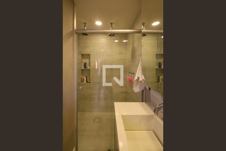 Apartamento à venda com 152m², 3 quartos e 3 vagas Apartamento à venda com 152m², 3 quartos e 3 vagasBanheiro da Suíte 3