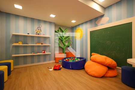 Apartamento à venda com 152m², 3 quartos e 3 vagas Apartamento à venda com 152m², 3 quartos e 3 vagasBrinquedoteca