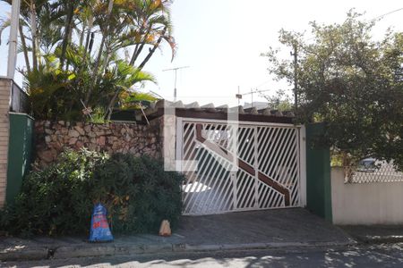 Fachada de casa para alugar com 3 quartos, 310m² em Vila Bastos, Santo André