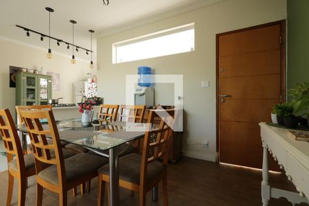 Casa à venda com 310m², 3 quartos e 2 vagasSala de Jantar