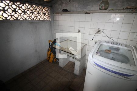 Casa à venda com 122m², 2 quartos e 2 vagasÁrea de Serviço