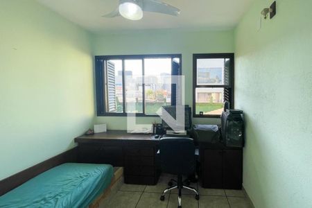 Casa para alugar com 320m², 4 quartos e 4 vagas Casa para alugar com 320m², 4 quartos e 4 vagasQuarto 3