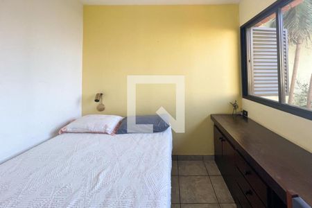 Casa para alugar com 320m², 4 quartos e 4 vagas Casa para alugar com 320m², 4 quartos e 4 vagasQuarto 2