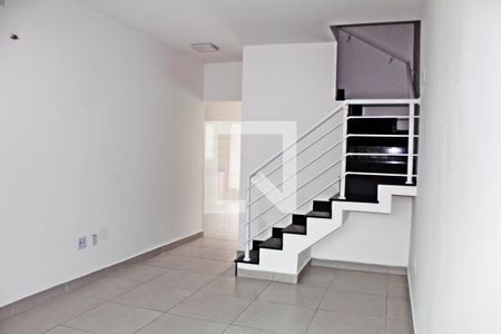 Sala de casa à venda com 2 quartos, 120m² em Itaquera, São Paulo