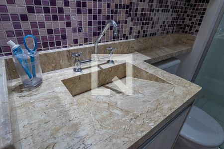 Apartamento à venda com 82m², 2 quartos e 2 vagasBanheiro da Suíte 2