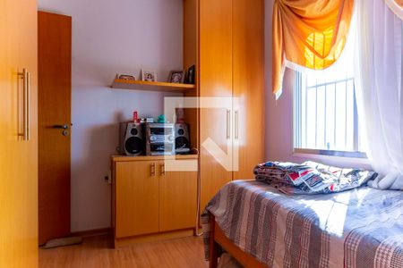 Apartamento à venda com 73m², 2 quartos e 2 vagasQuarto 