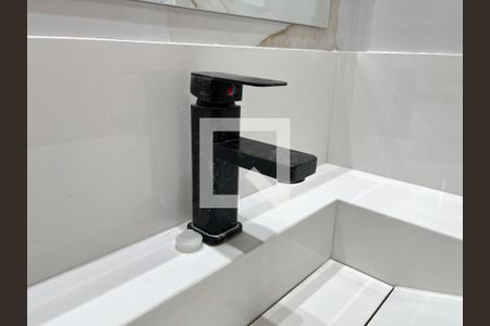 Apartamento à venda com 106m², 2 quartos e 2 vagas Apartamento à venda com 106m², 2 quartos e 2 vagasBanheiro