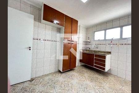 Apartamento à venda com 106m², 2 quartos e 2 vagas Apartamento à venda com 106m², 2 quartos e 2 vagasCozinha