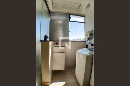 Apartamento à venda com 150m², 3 quartos e 2 vagas Apartamento à venda com 150m², 3 quartos e 2 vagasÁrea de Serviço