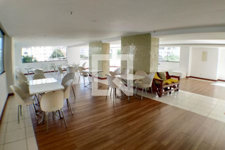 Apartamento à venda com 150m², 3 quartos e 2 vagas Apartamento à venda com 150m², 3 quartos e 2 vagasÁrea comum - Salão de festas