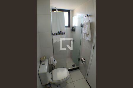 Apartamento à venda com 150m², 3 quartos e 2 vagas Apartamento à venda com 150m², 3 quartos e 2 vagasBanheiro da Suíte 1