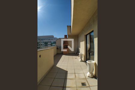 Apartamento à venda com 150m², 3 quartos e 2 vagas Apartamento à venda com 150m², 3 quartos e 2 vagasCobertura