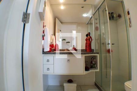 Apartamento à venda com 150m², 3 quartos e 2 vagas Apartamento à venda com 150m², 3 quartos e 2 vagasBanheiro Social