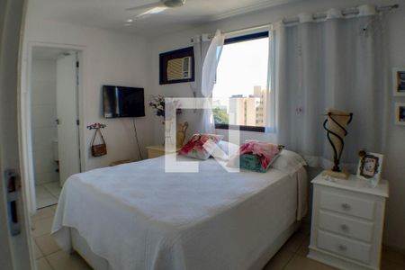 Apartamento à venda com 150m², 3 quartos e 2 vagas Apartamento à venda com 150m², 3 quartos e 2 vagasSuíte