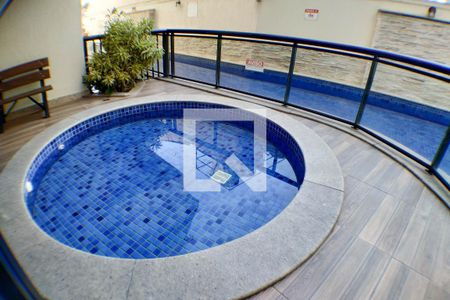 Apartamento à venda com 150m², 3 quartos e 2 vagas Apartamento à venda com 150m², 3 quartos e 2 vagasÁrea comum - Piscina