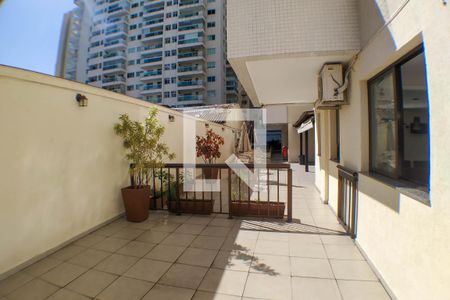 Apartamento à venda com 150m², 3 quartos e 2 vagas Apartamento à venda com 150m², 3 quartos e 2 vagasÁrea comum - Churrasqueira