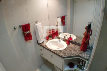 Apartamento à venda com 150m², 3 quartos e 2 vagas Apartamento à venda com 150m², 3 quartos e 2 vagasBanheiro Social