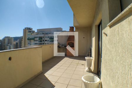 Apartamento à venda com 150m², 3 quartos e 2 vagas Apartamento à venda com 150m², 3 quartos e 2 vagasCobertura