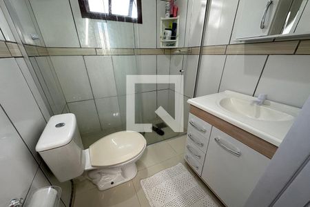 Casa à venda com 120m², 4 quartos e 2 vagasBanheiro