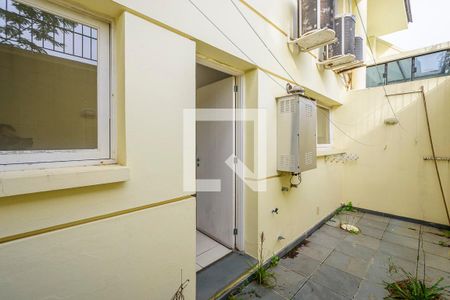 Casa à venda com 290m², 3 quartos e 2 vagas Casa à venda com 290m², 3 quartos e 2 vagasQuintal