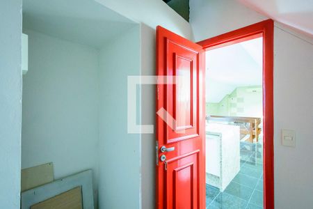 Casa à venda com 290m², 3 quartos e 2 vagas Casa à venda com 290m², 3 quartos e 2 vagasDespensa