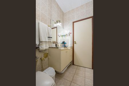 Casa à venda com 450m², 6 quartos e 4 vagasBanheiro Social