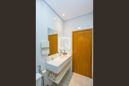 Casa à venda com 450m², 6 quartos e 4 vagasBanheiro Social 2