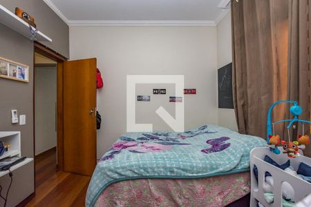 Casa à venda com 450m², 6 quartos e 4 vagasQuarto 3