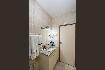 Casa à venda com 450m², 6 quartos e 4 vagasBanheiro Social