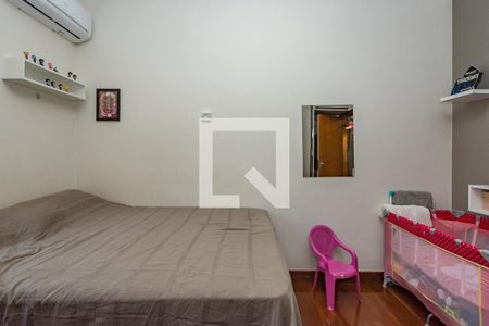 Casa à venda com 450m², 6 quartos e 4 vagasQuarto 4