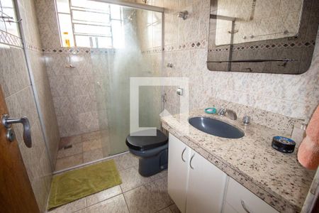 Casa à venda com 250m², 4 quartos e 2 vagas