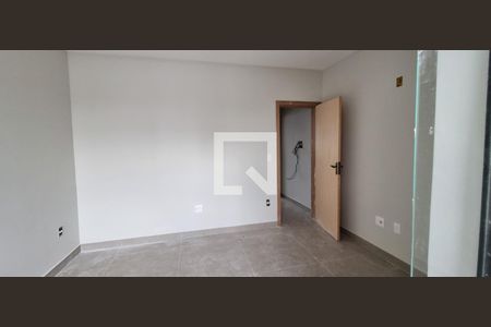 Casa à venda com 90m², 2 quartos e 1 vaga